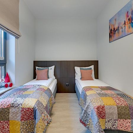 Scala 60D City Center Apartments With Parking By Lion Apartments Gdańsk Exteriör bild